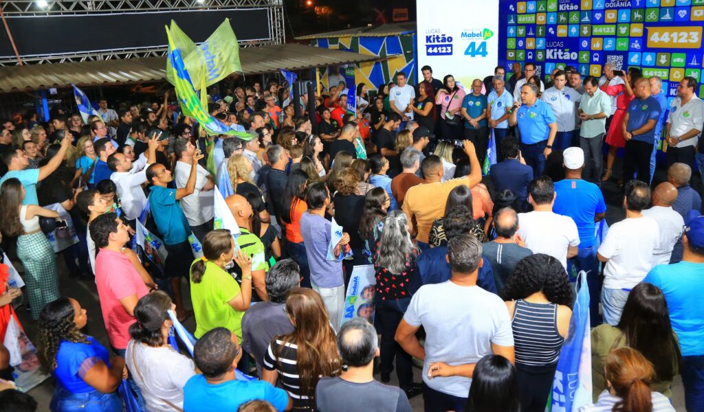 Evento foi realizado nesta terça-feira (10), no Comitê Central de sua campanha, no Setor Oeste, e contou com as participações do candidato a prefeito Sandro Mabel, o secretário de Infraestrutura de Goiás, Pedro Salles e apoiadores das 7 regiões da Capital